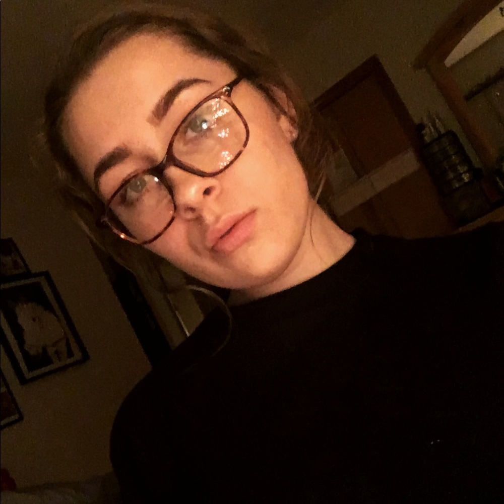 Meet your Posher, Maddy